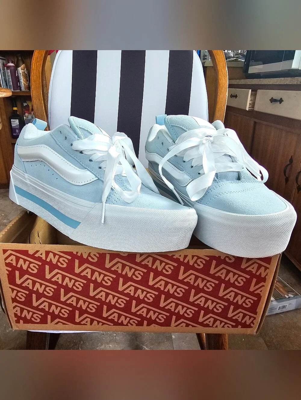 Vans KNU STACK Vintage Satin Dream Blue. Womens size 8.5